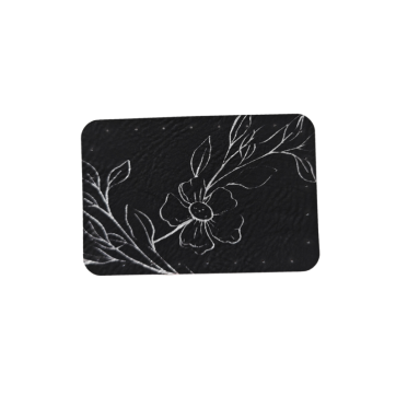 Naszywka skórzana Lew 6 x 4 cm kwiatek czarny