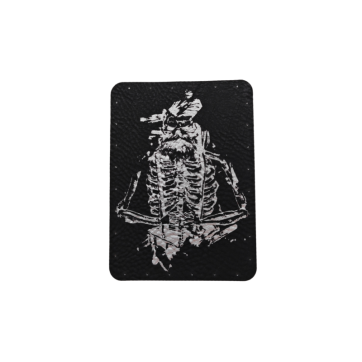 Naszywka skórzana Lew 7 x 5 cm pirat czarny